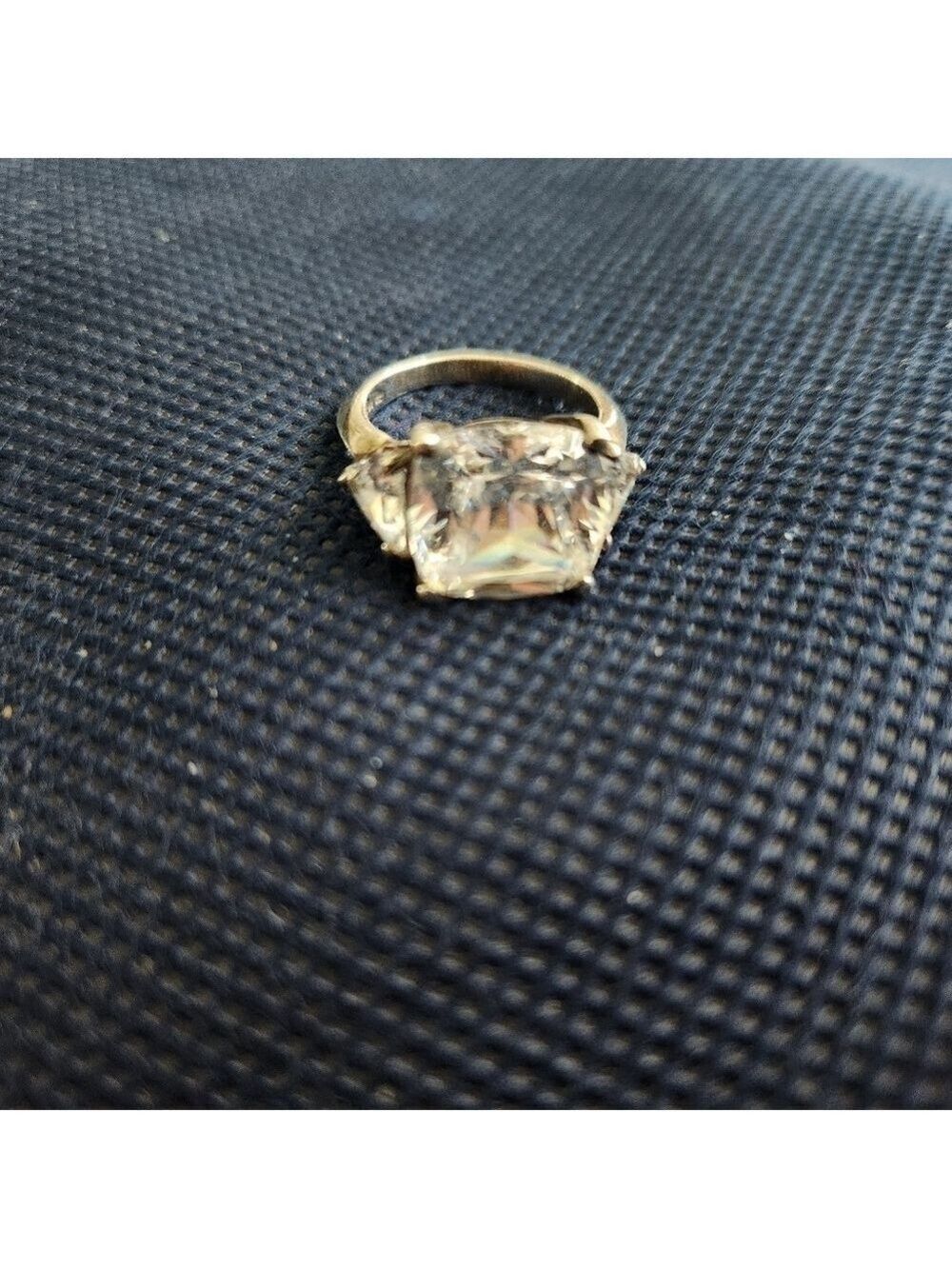 10mm Brilliant Radiant Square Cut, Trillion Accented, Three Stone Ring, sz 7 - Picture 3 of 4